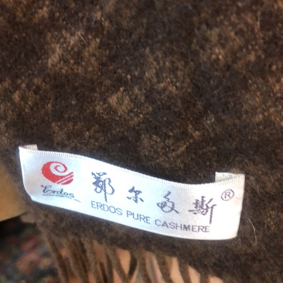Vintage Erdos cashmere scarf- brown snd tan geometric pattern, fringe hem - Picture 3 of 5